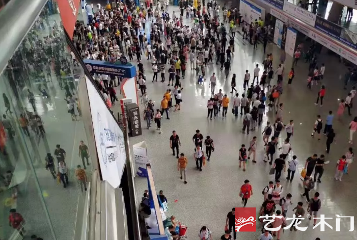 图片来源:艺龙木门电子图片库